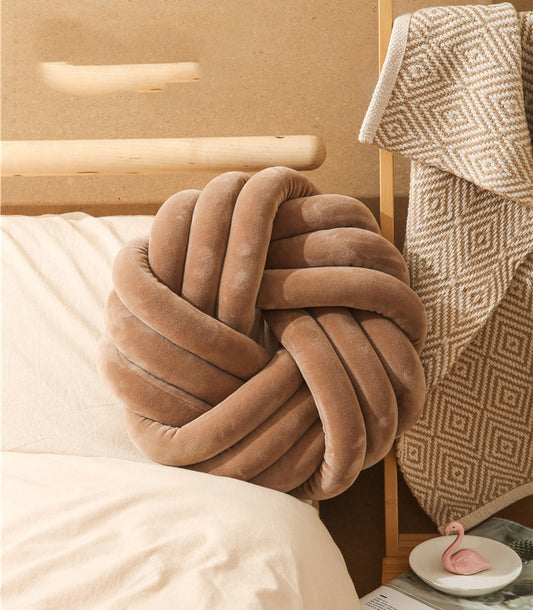 🛋️Design Knot Cushion – Kuscheliges Wohnaccessoire