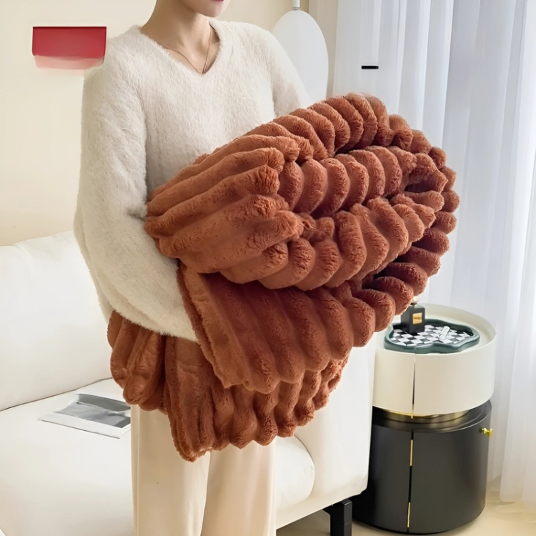 Soft Wind Bubble Velvet Blanket 🛏️✨